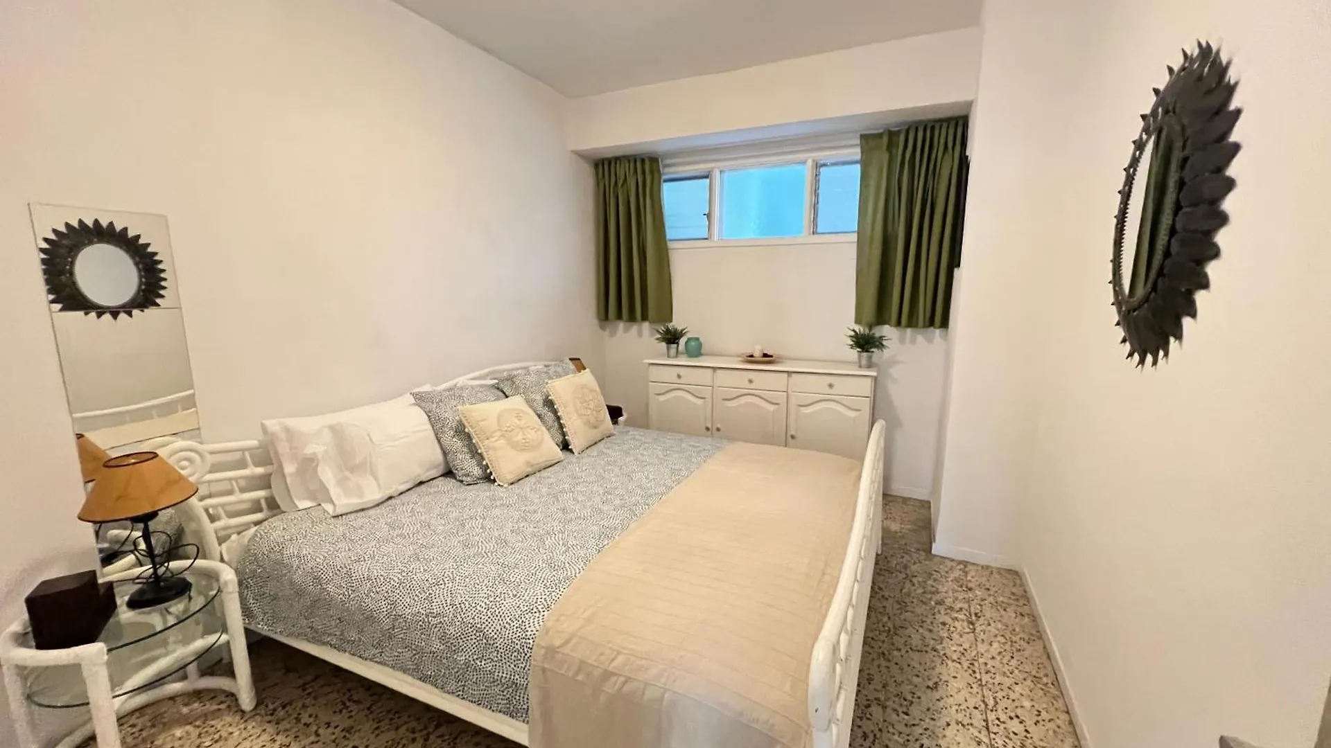 Apartamentos Arenas Negras Puerto Santiago Puerto de Santiago