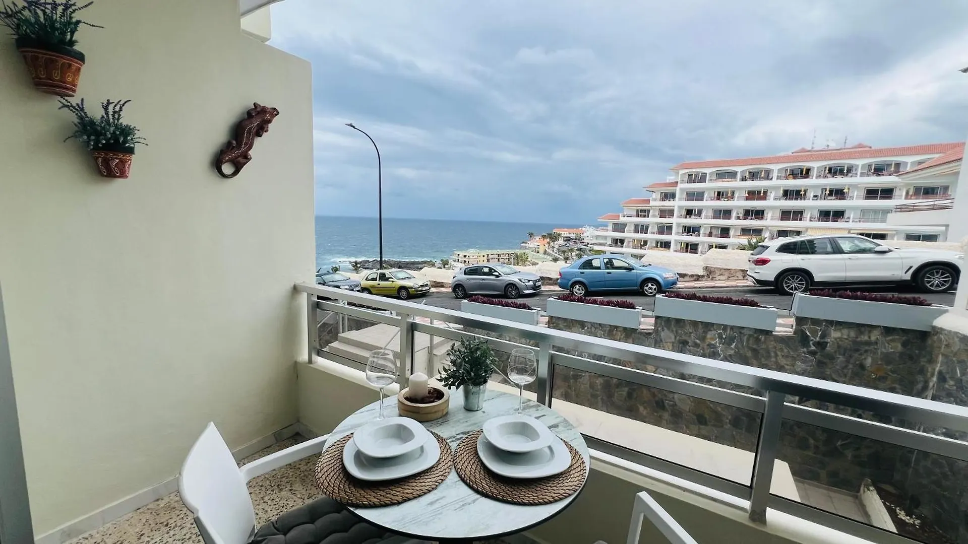 Apartment Apartamentos Arenas Negras Puerto Santiago Puerto de Santiago  Spanien